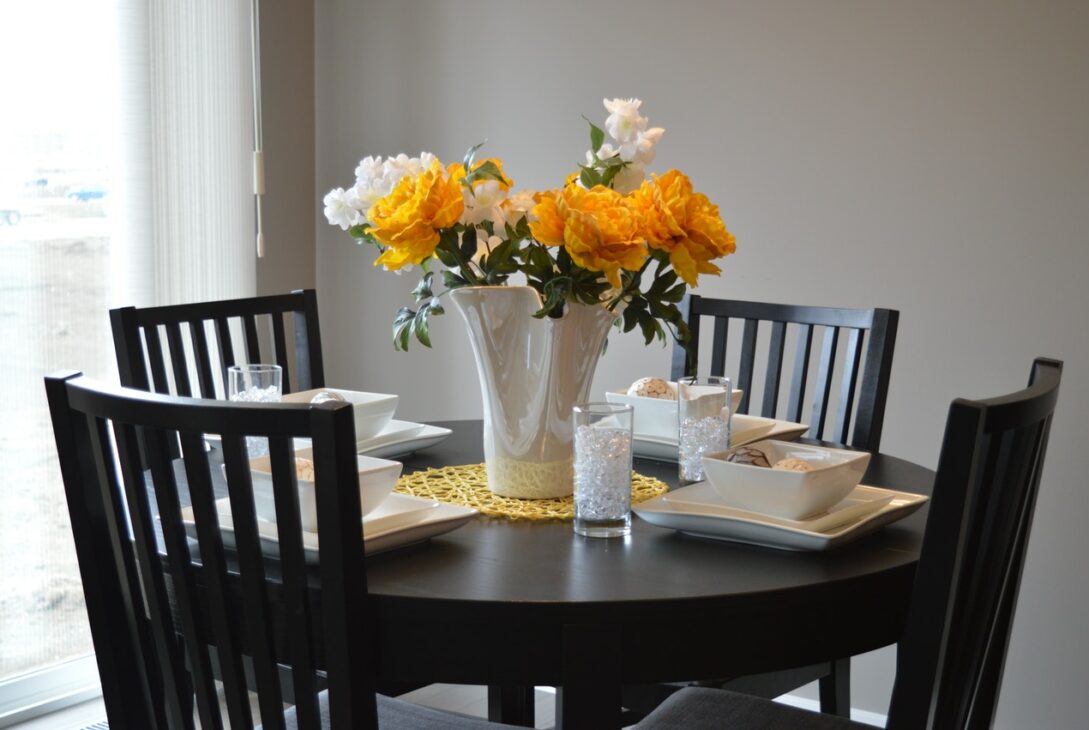 Decorative Accessories for Your Dining Room